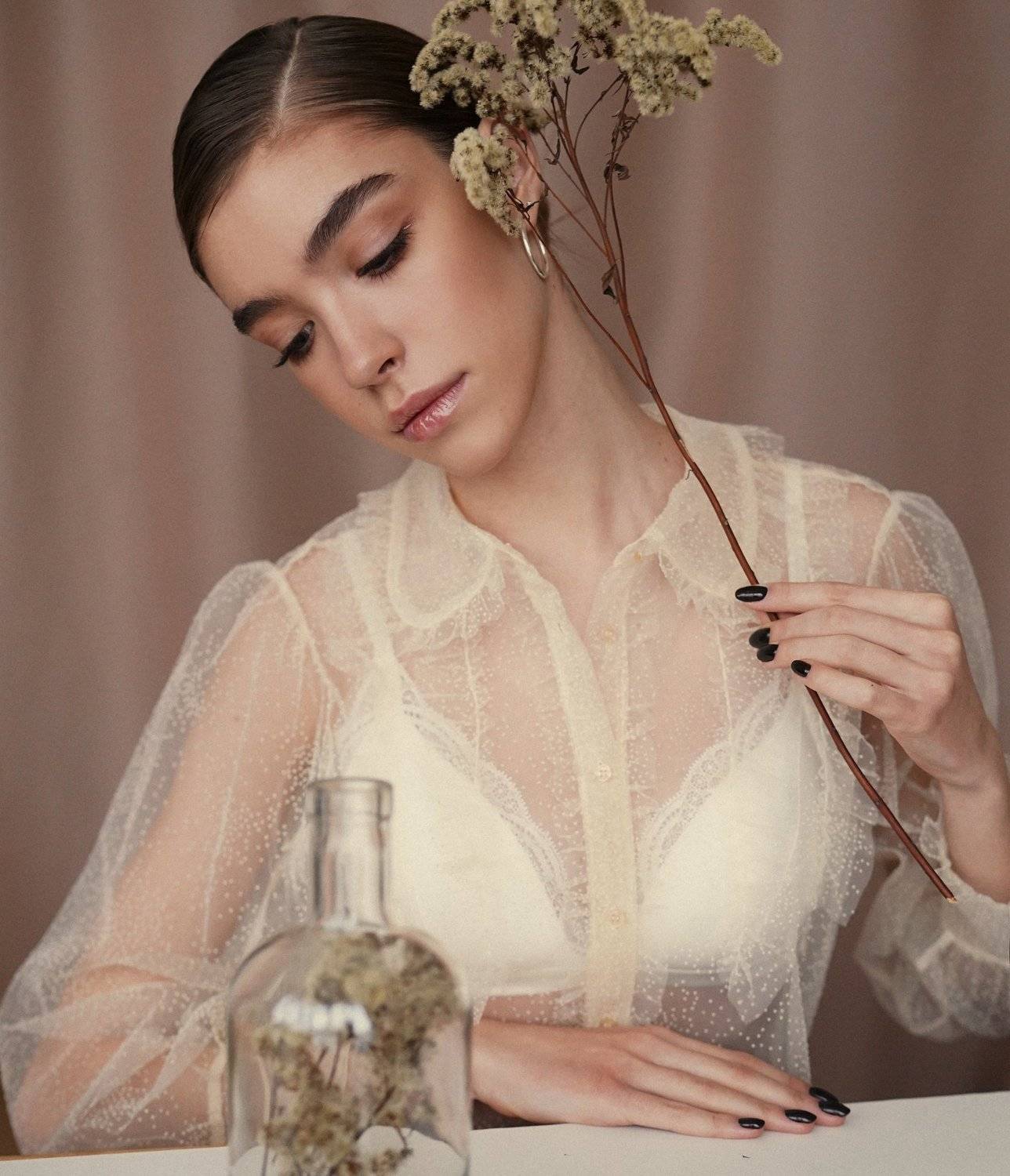 , Надежда Власова