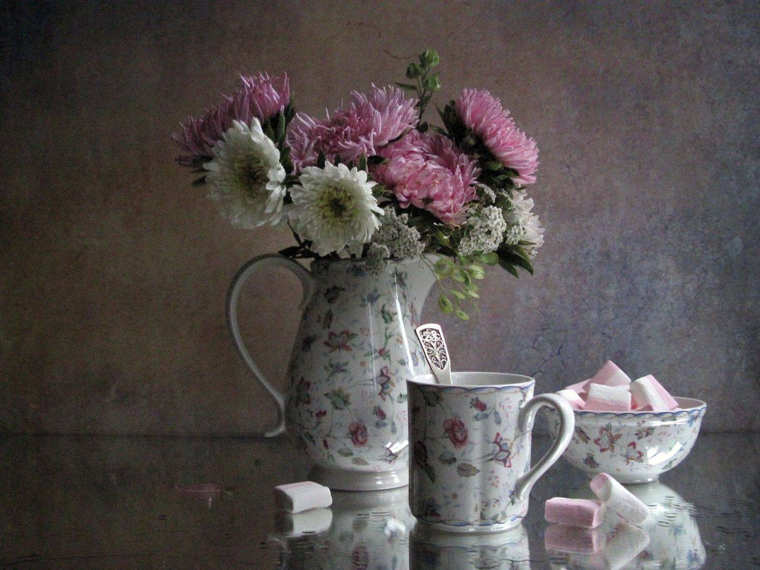 цветы, букет, астры, конфеты, фарфор, Наталия Тихомирова