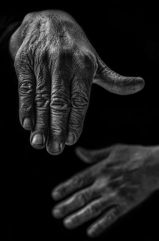 Grandma\'s hands фото превью