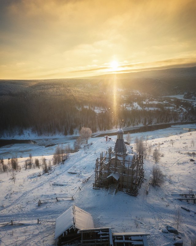пермский край, зима, пейзаж, россия, урал, закат, снег, губаха, деревня, парма, сердце пармы Луч солнца фото превью