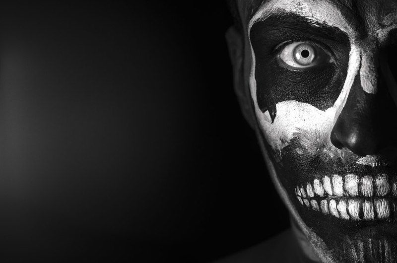 темная сторона фото превью