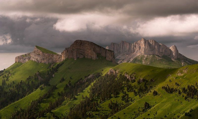ЗНАКОМЫЙ ВЗГЛЯД НА ТХАЧИ фото превью