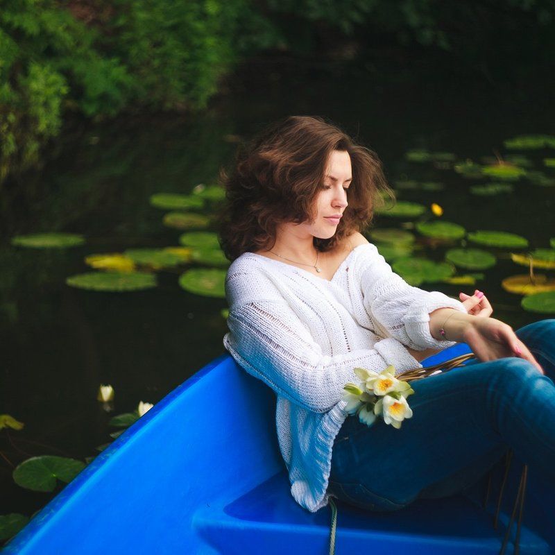 Прогулка на лодке в кувшинки) фото превью