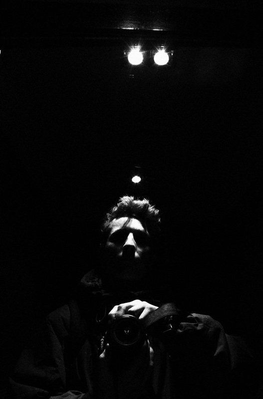 Автопортрет фото превью