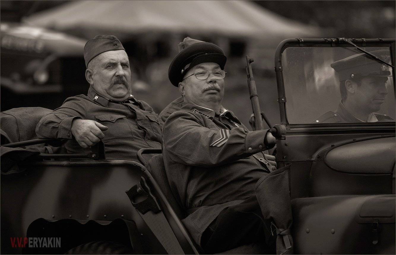 , Виктор Перякин