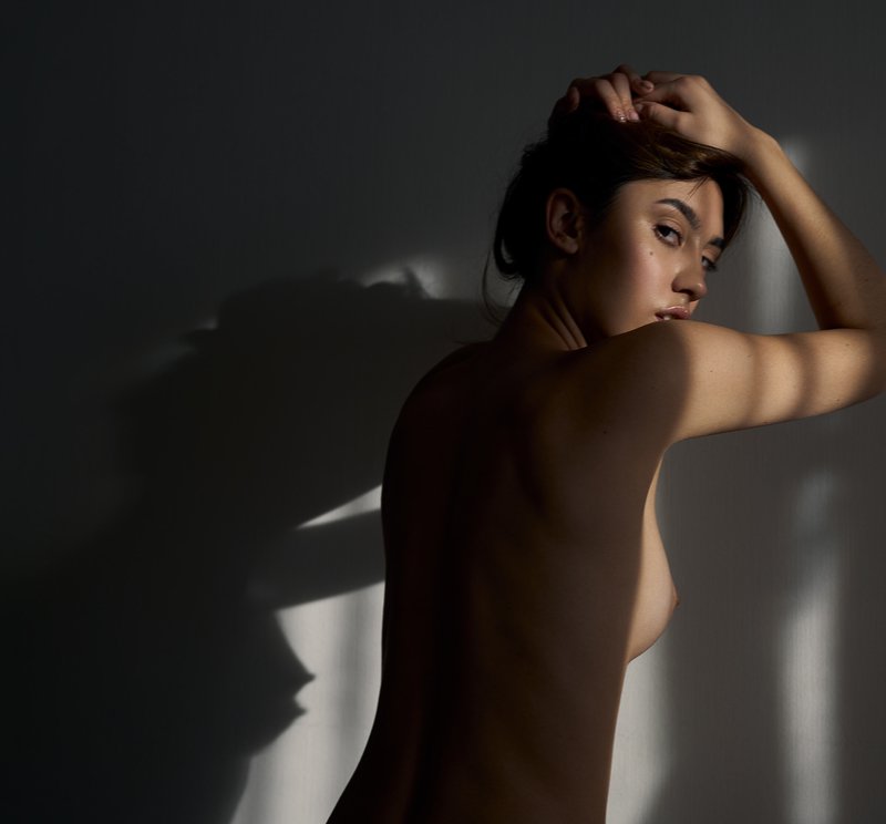 girl, woman, at home, sun, sunlight, day, daylight, shadow, ufa, look, nude, naked,  Kate фото превью