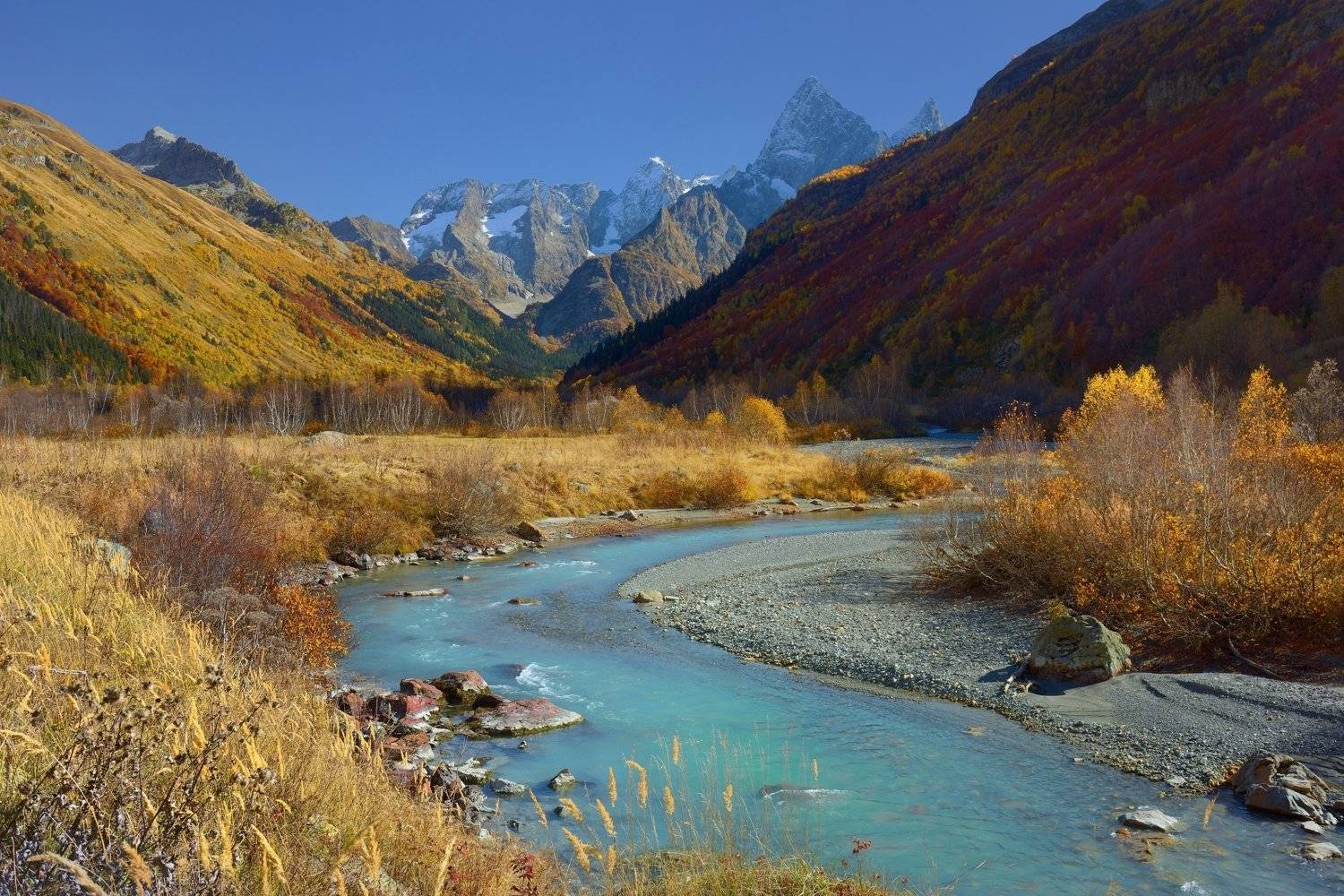горы осень река гоначхир, Александр Жарников