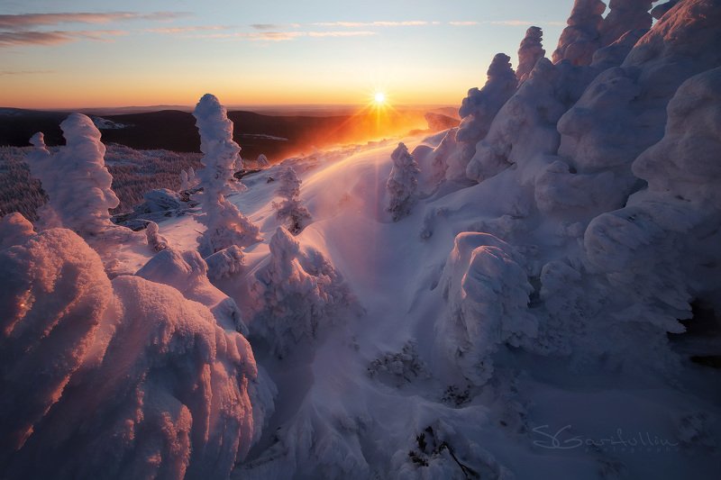 Иремель, Большой Иремель, Урал, Южный Урал, Башкирия, Башкортостан, .республика Башкортостан, уральские горы, зимний пейзаж День зажигается фото превью