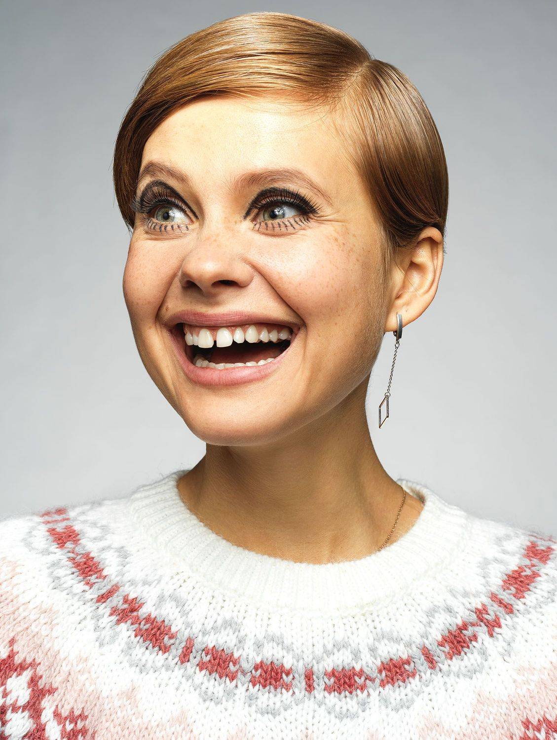 hasselblad, twiggy, portrait, smile, close-up, headshot, Aleksandr Balakin