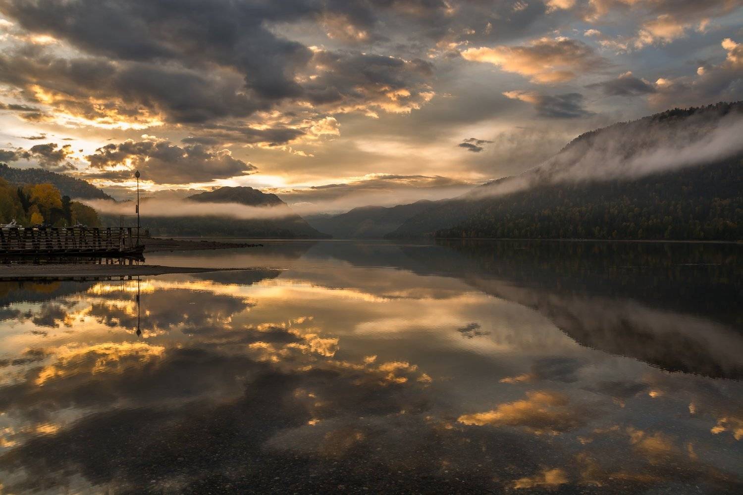 россия,горный алтай, озеро, телецкое, рассвет, утро, отражение, осень, Андрей Поляков