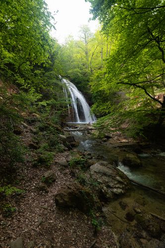 Водопад Джур-Джур