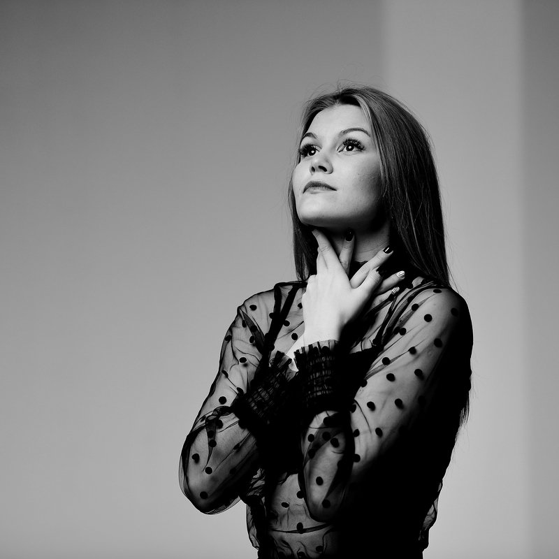 девушка,портрет,студия it is sometimes easier to close than to open фото превью