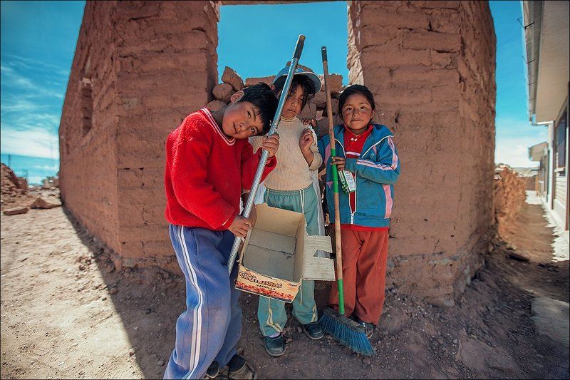 altiplano, bolivia, kids, альтиплано, боливия, боливия, деревня, дети, латинская америка, путешествия Маленький пуэбло. фото превью
