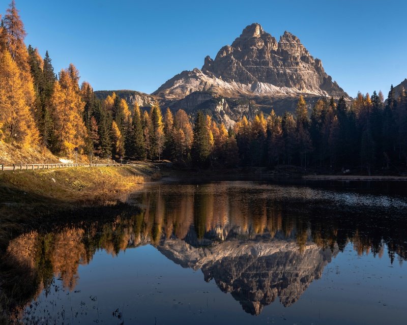 доломитовая осень, горы, доломиты, озеро Доломиты фото превью