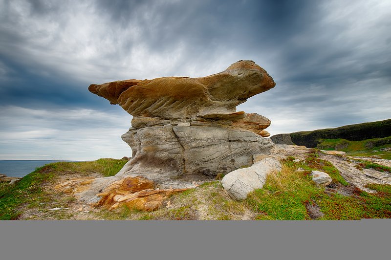 камень, рыжий, рыбачий, полуостров Берег рыжих камней на полуострове Рыбачий (Мурманская область) фото превью