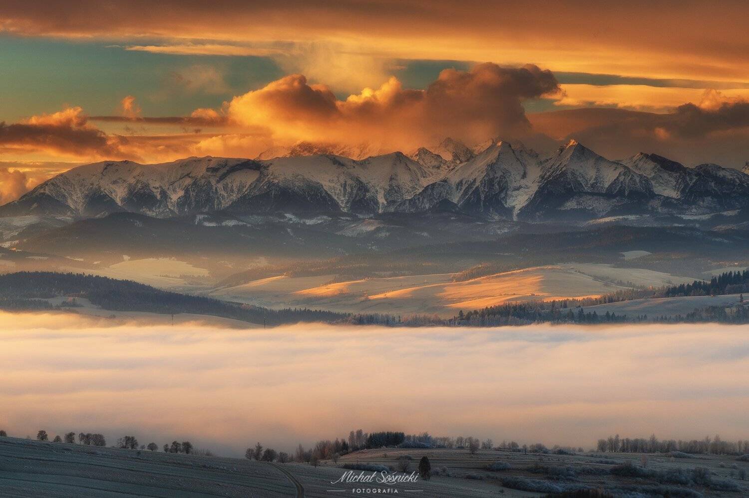 #tatras #mountains #blue #hour #bluehour #sunrise #poland #pentax #benro #benq #haida #sky #fire #tree, Michał Sośnicki