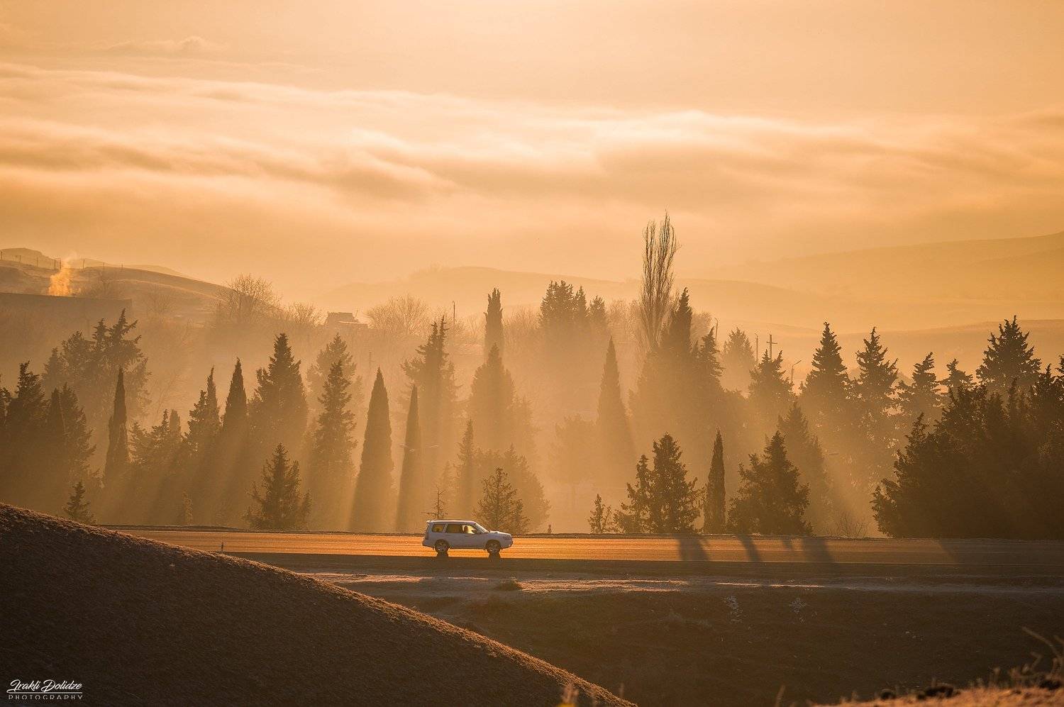travel, road, roadtrip, road trip, car, shadow, sunrise, sun, sun light, mountain, morning, outdoor, landscape, canon, photography, ირაკლი დოლიძე