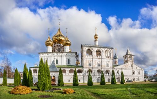 Воскресенский храм