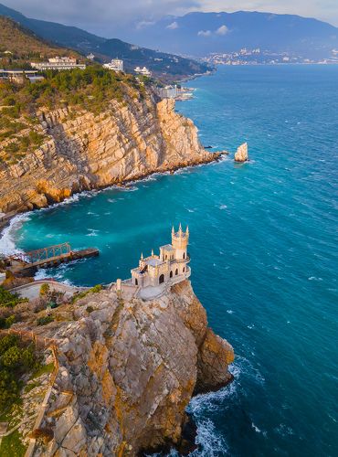 Замок Ласточкино гнездо