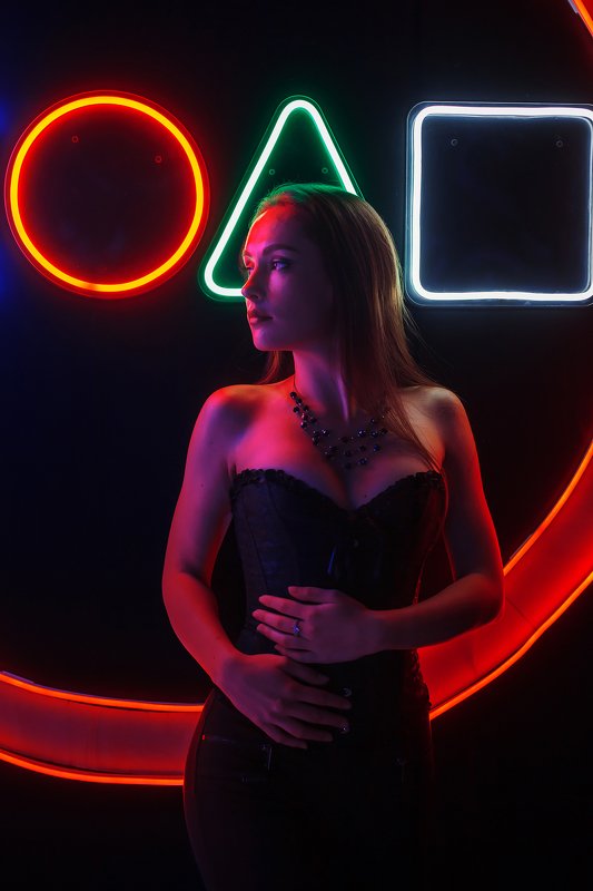 портрет, пейзаж и восемь автомобилей фото превью