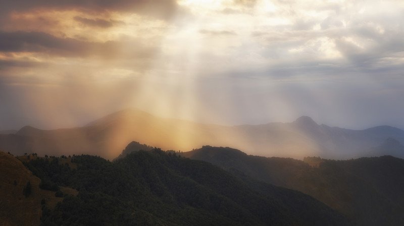 пейзаж, горы, кавказские горы, природа россии, кабардино-балкария,облака По пути на плато Бермамыт фото превью