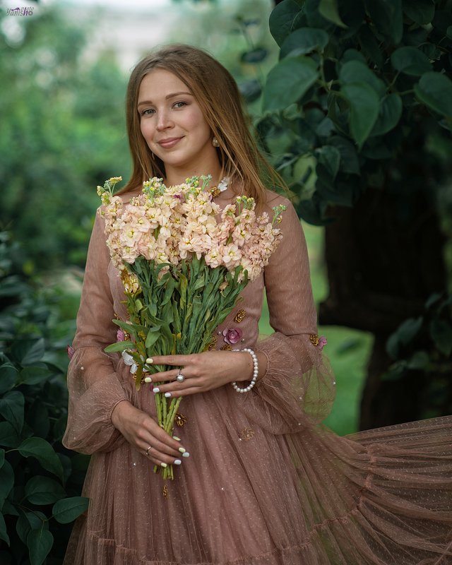 портрет, парк, весна, девушка, цветы, розовый, женщина, нежный Евгения фото превью