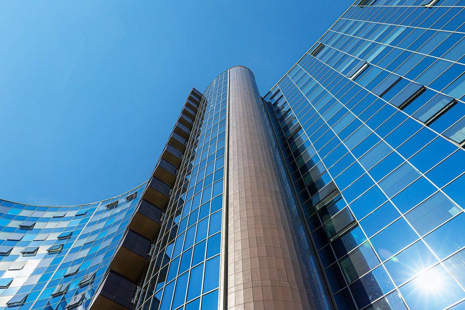 виктория олимп, Юрий Шурчков