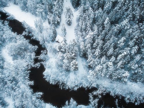 Frozen river all around