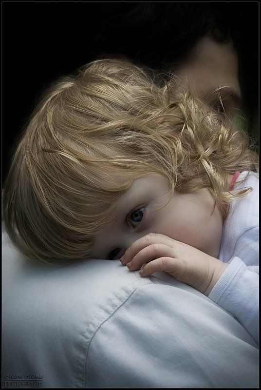 дети цветы жизни На отцовском плече фото превью