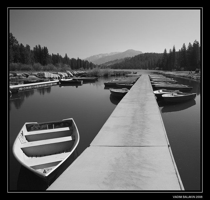 Boat Dock on Hume Lake фото превью