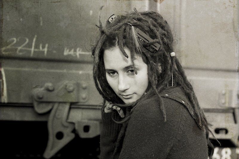 опоздавшим_на_двадцать_лет, ждать, уезжать, поезда Опоздавшим.. фото превью