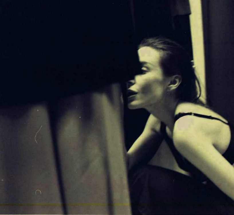 гендель_телеману, Deep in Violet