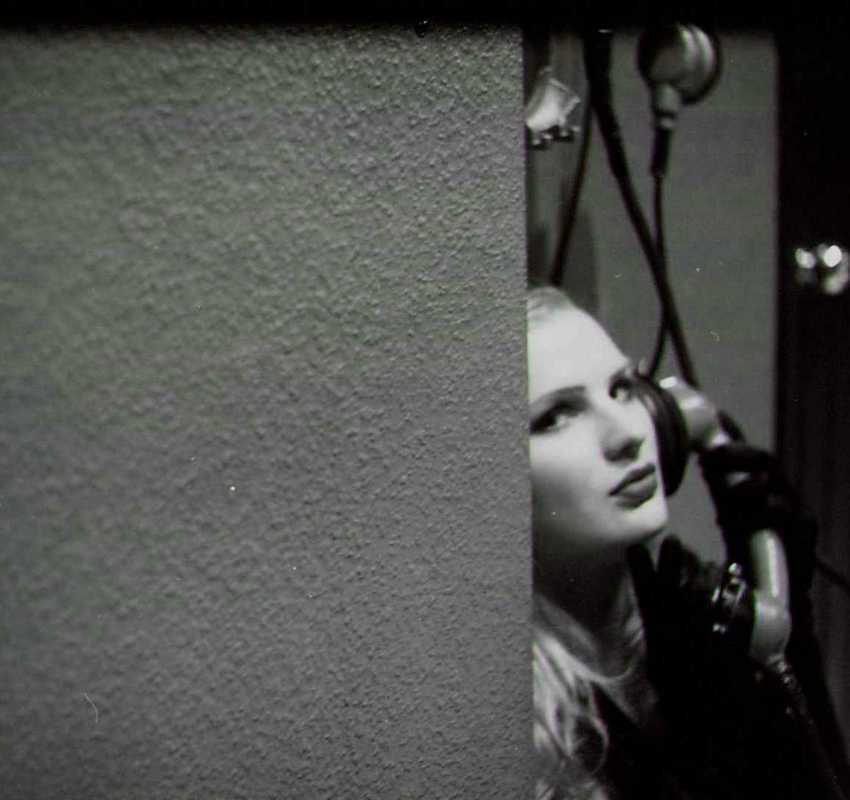 _*lulu*, Deep in Violet