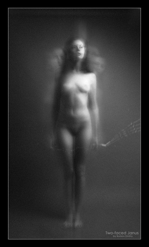 Two-Faced Janus фото превью