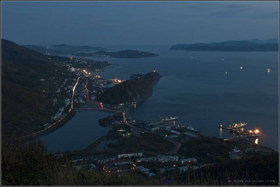 вечер,город,петропавловск,бухта,корабли,порт,море,океан,камчатка, Александр Лицис