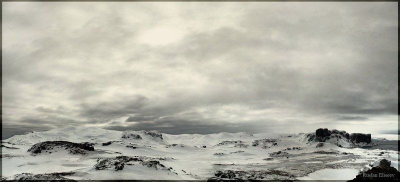 антарктика, снег, пасмурно. Ледяное небо... фото превью