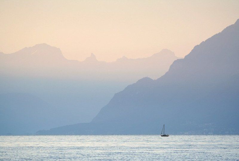 швейцария, утро, озеро, горы Утро на Женевском озере фото превью