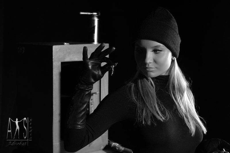 девушка, красивая, , фотограф, роман, большаков, advokatstudio, аквастудия Burglar фото превью