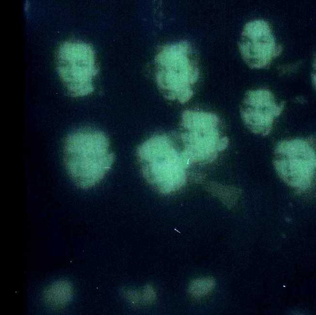 пианино, Deep in Violet