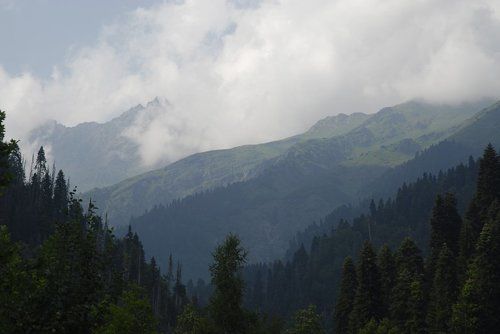 Спрятавшись в облаках