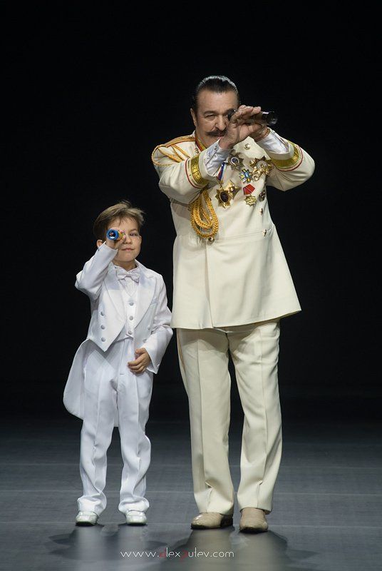 мальчик,мужчина,вилли токарева,показ,мода,xx,юбилей,сезон,«неделя моды в москве» Дед , ты не на ту девченку смотришь! фото превью