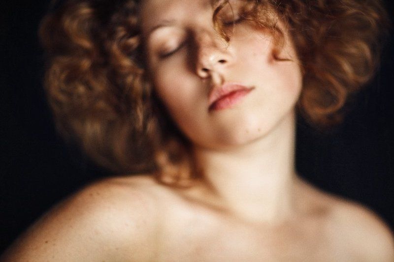 Автопортрет фото превью