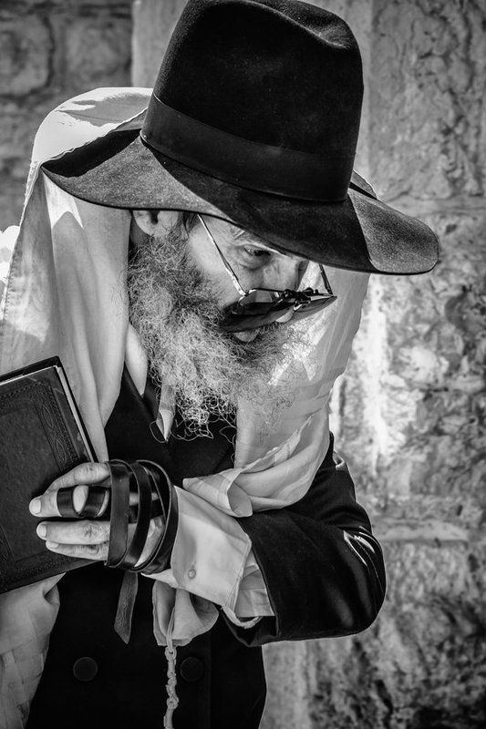 Старик. фото превью