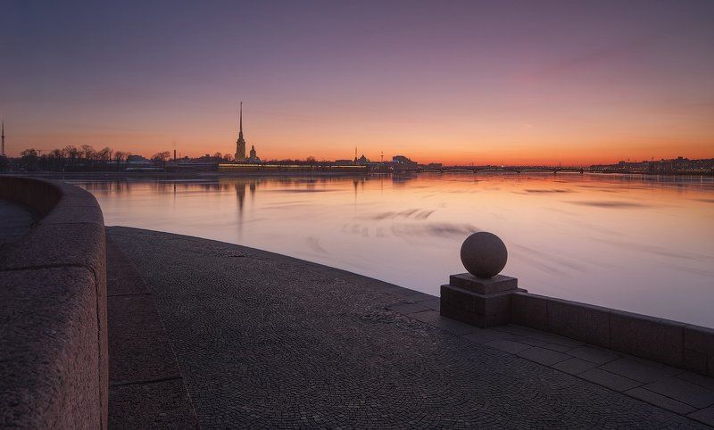 April Dawns. Peter and Paul Fortress фото превью