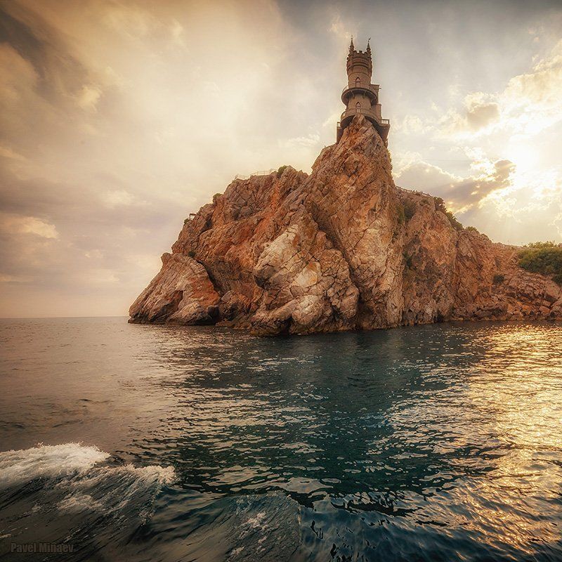 Ласточкино гнездо фото превью