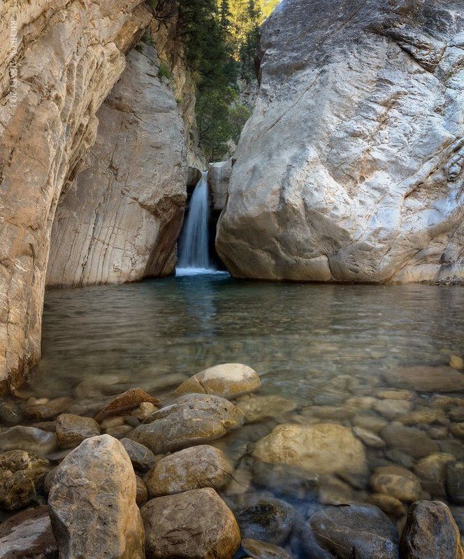 Водопад, Камни, Река, Скалы Горными тропами фото превью