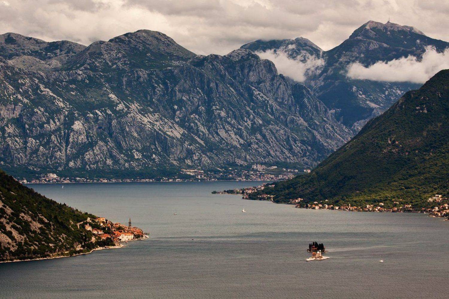 , Симонян Сергей