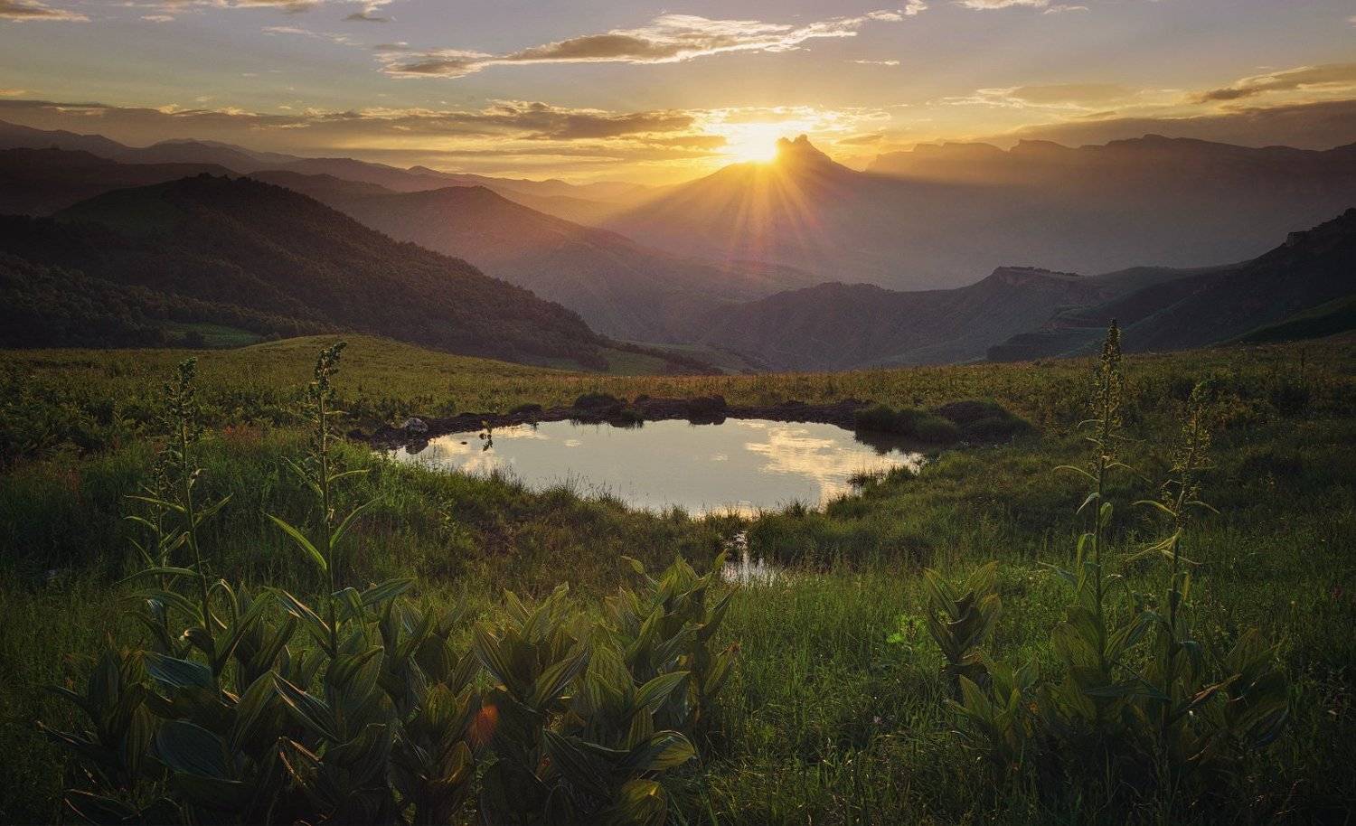 Горы, Закат, Кавказ, Лето, Озеро, Перевал, Солнце, Денис Богомолов