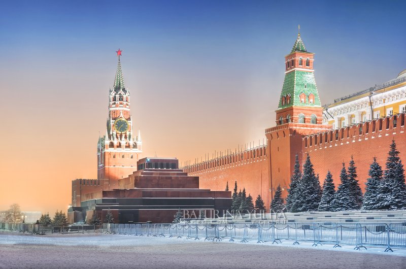 Башня и мавзолей фото превью