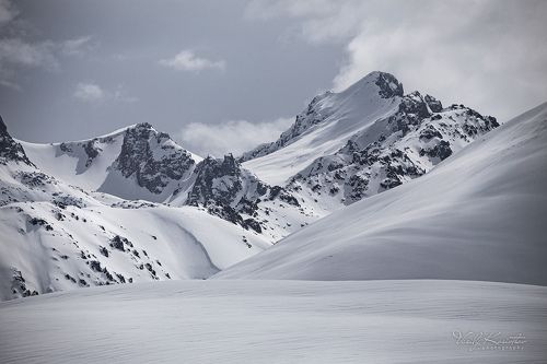 уголок Суусамыра